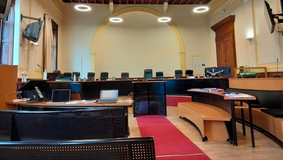 Fri, 14 Nov 2025 04:43:57 GMT