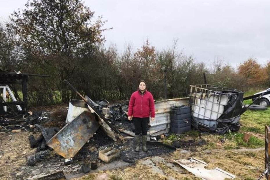« J&rsquo;ai perdu 7 000 euros d&rsquo;outillage »: après un incendie, cette jeune agricultrice lance un appel à la solidarité