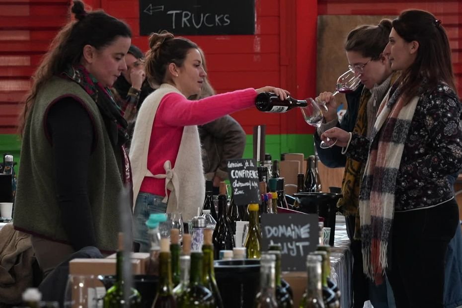 « C&rsquo;est bien de mettre en avant le travail des femmes à la vigne et à la cave », la viticulture au féminin s&rsquo;expose et se déguste au salon « La parcelle »