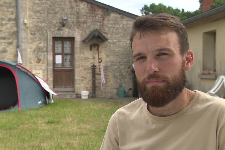 « Je veux redonner de la gaieté » : pour sauver la ferme de son père hospitalisé pour détresse agricole, il lance un appel à l’aide