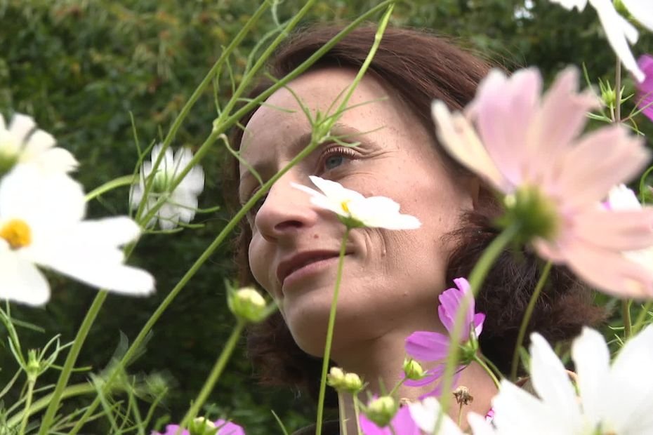 « Pour moi, la nature est un appel » Sofia a quitté l’enseignement pour la culture des fleurs en Ardèche