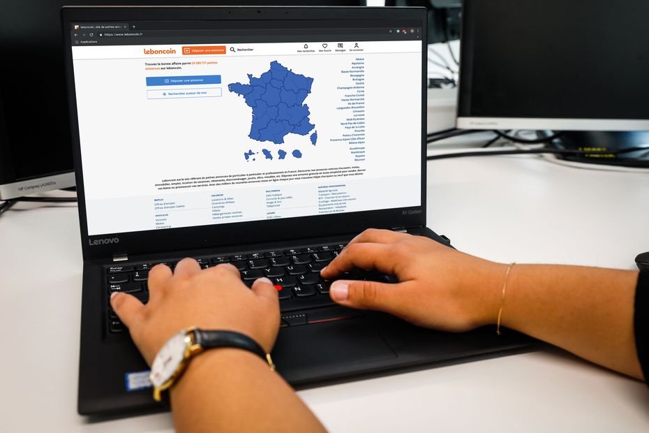 "Ça a commencé par des rumeurs". Leboncoin réduit le télétravail, les salariés font part de leurs craintes dans une grève inédite