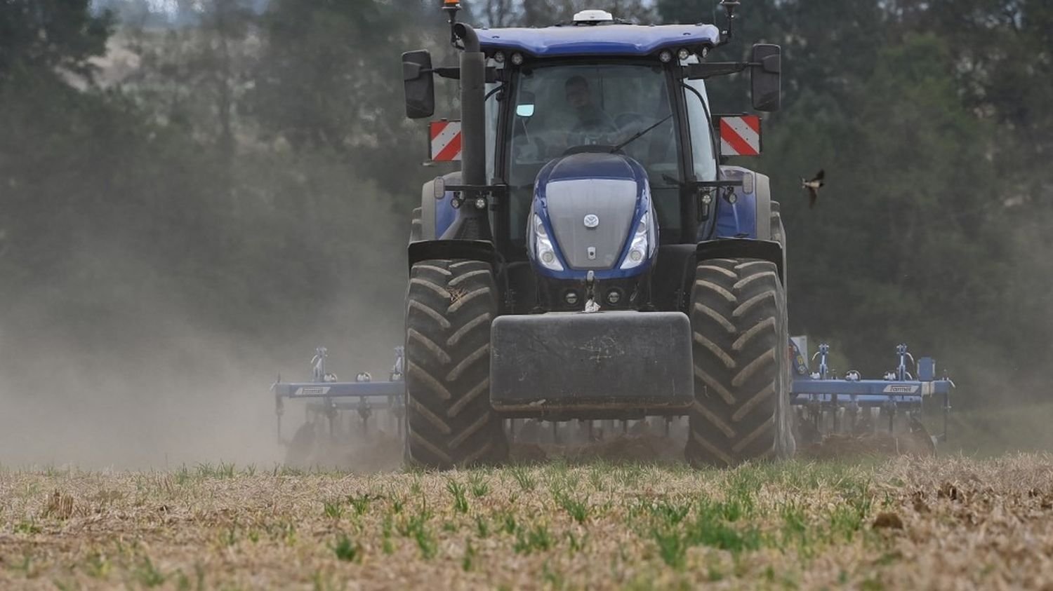 « Il y a une colère face aux inégalités croissantes » : cet agriculteur explique pourquoi il participe au mouvement « Bloquons tout »