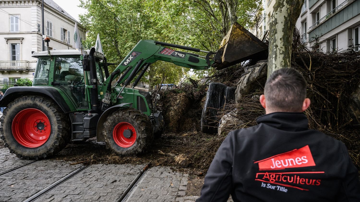 « On importe de la viande qu’on n’a pas le droit de produire chez nous » : des agriculteurs ont organisé plusieurs actions pour dénoncer les importations « aberrantes »