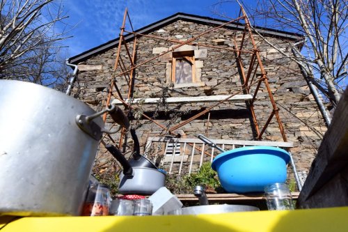 Le procès de l’horreur d'un homme séquestré, démembré, puis cuit dans une gamelle s'ouvre devant la justice