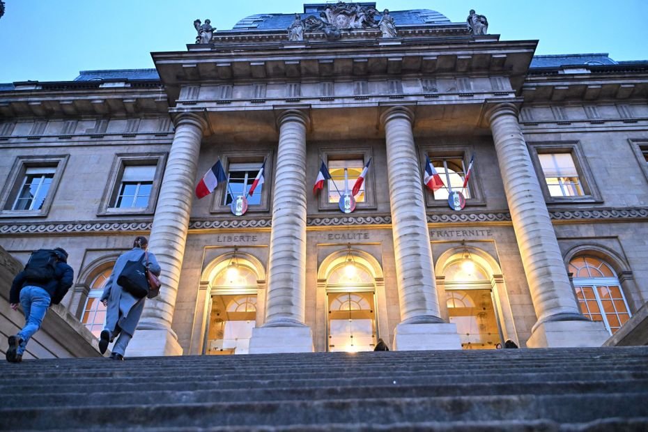 Annulation de la liquidation judiciaire du groupe Avec, "on ne sait pas ce qu'on va devenir"