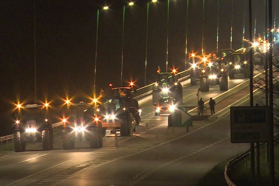 Colère des agriculteurs : la neige oblige le report de l’action prévue sur le pont de Normandie, des actions maintenues dans la Manche