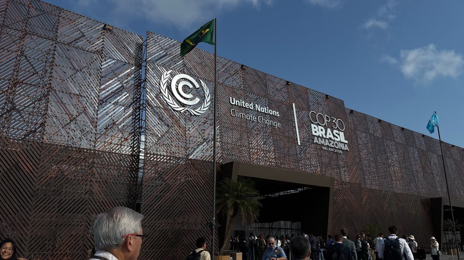 INFO FRANCEINFO. Plus de 300 lobbyistes de l’industrie agroalimentaire sont présents à la COP30 de Belém, dont cinq dans la délégation française