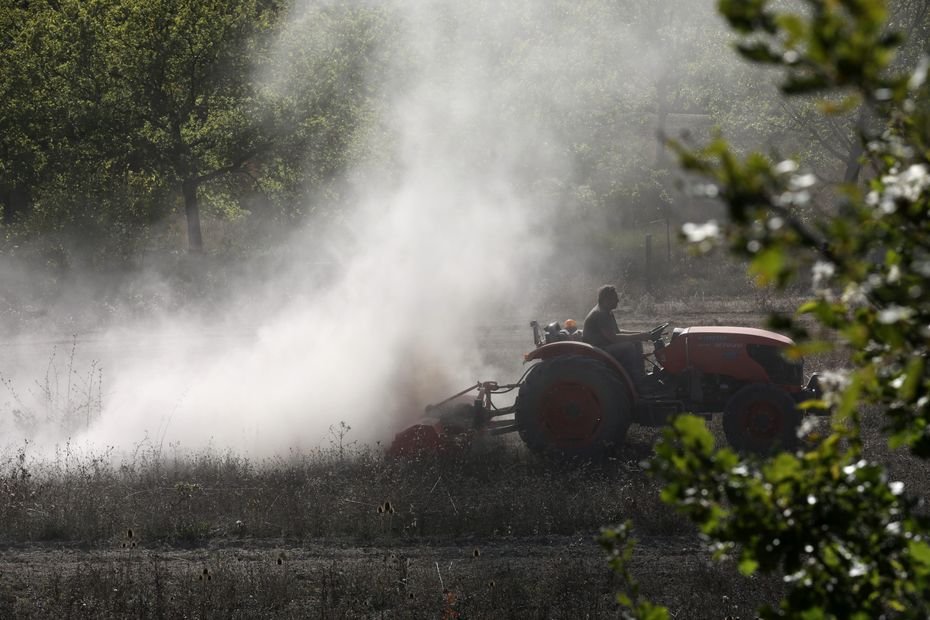 « Violence, intimidation et menaces n’ont pas leur place dans nos campagnes » : un jeune agriculteur agressé par un responsable de la Coordination Rurale