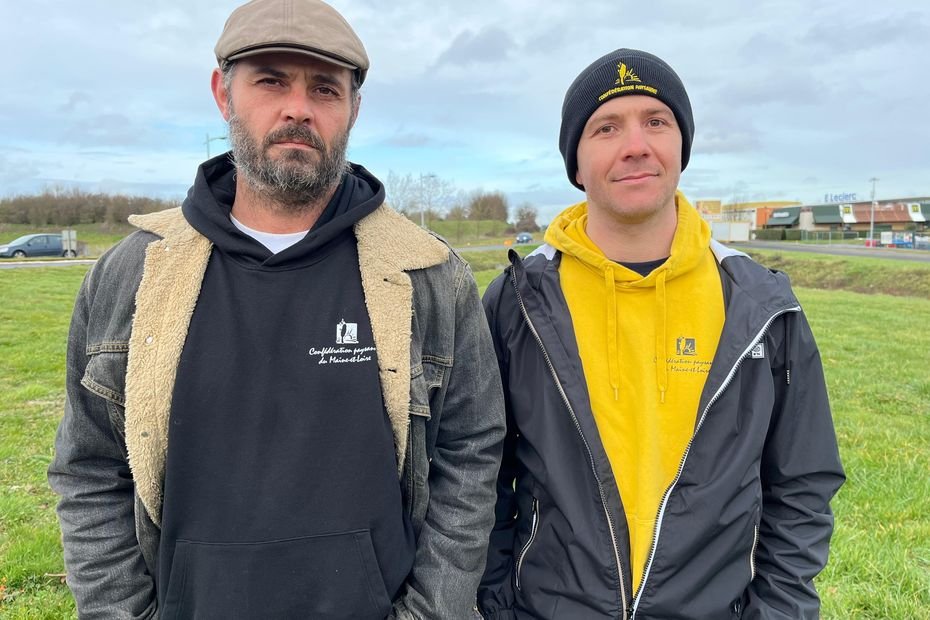 Entassés pendant une heure et placés en garde à vue, des militants de la Confédération paysanne dénoncent « une incarcération politique »