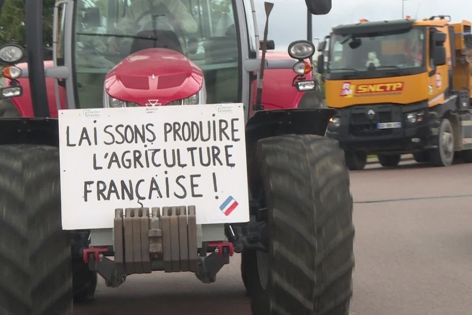 DIRECT. Les tracteurs sont là, la manifestation des agriculteurs commence à Dijon
