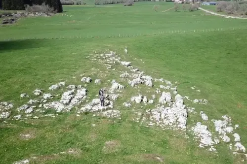 Affleurements rocheux broyés par les casses-cailloux : 10 000 cartes postales de nouveau envoyées au préfet du Doubs pour l'alerter