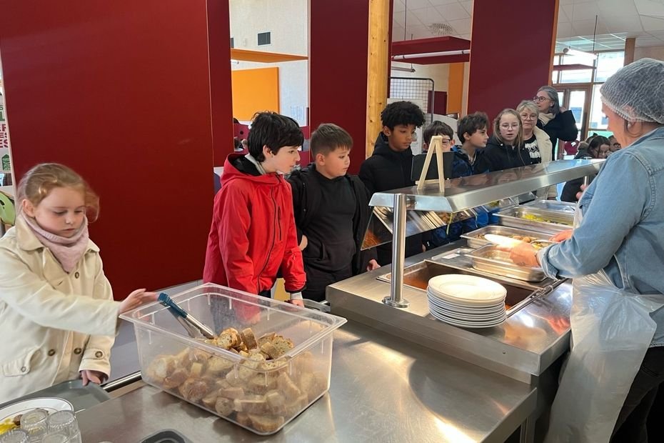 « C’est bon et varié » : cette cantine scolaire est la seule de Normandie à être 100 % bio