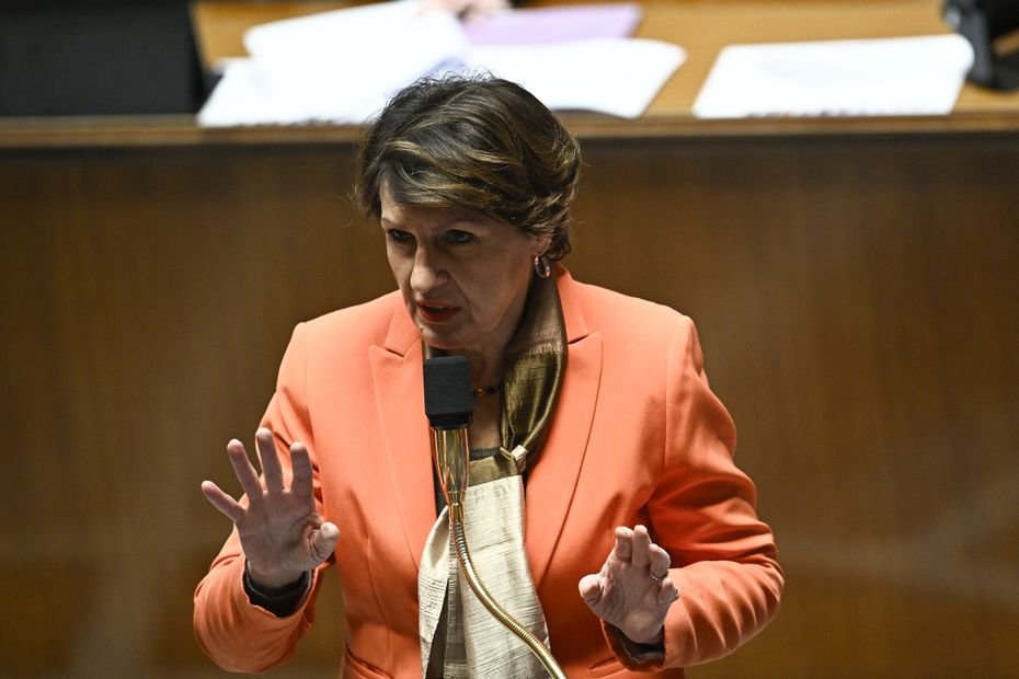 Crise du vin : une enveloppe de 130 millions d’euros et un appel à l’aide européenne