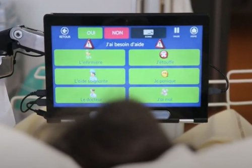 Parler avec les yeux: au CHU de Rennes, une tablette de communication est proposée par un fonds de donateurs aux patients en réanimation
