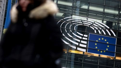 La vice-présidente du Parlement européen Eva Kaili arrêtée pour des soupçons de corruption par le Qatar