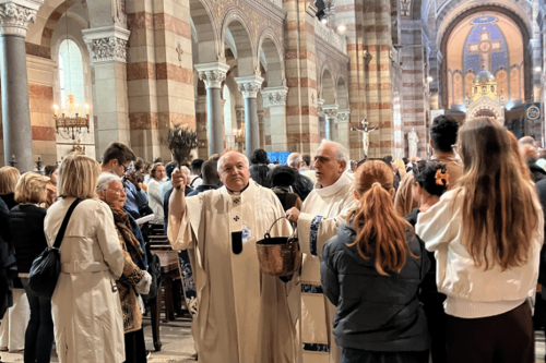 VIDÉO. "Nous sommes tous un peu ophelins", retrouvez la messe pour la mort du Pape François, avec le cardinal Aveline
