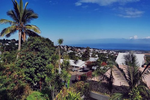 La Réunion : une belle matinée, un après-midi plus nuageux et 28 °C