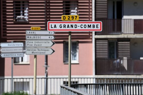 "Il est primordial de l'interpeller avant qu'il fasse de nouvelles victimes" : l'agresseur de la mosquée du Gard, né à Lyon, court toujours