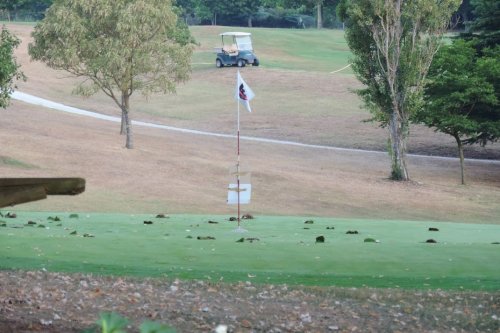 Ils sabotent les parcours de deux golfs de Toulouse pour dénoncer leurs utilisations de l'eau durant la sécheresse