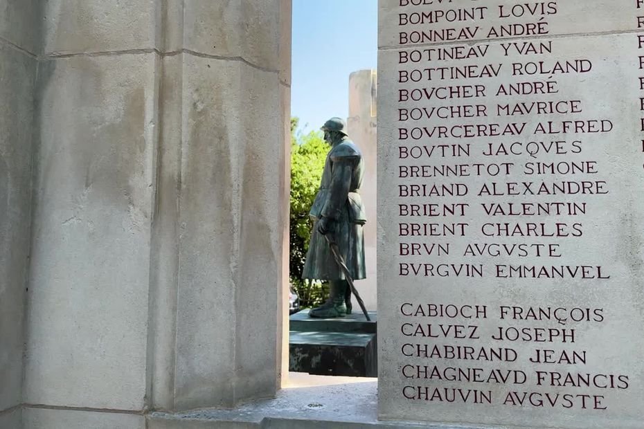 Cette mairie efface un transfuge de son monument aux morts mais refuse de débaptiser une rue du nom d'un collaborateur pétainiste