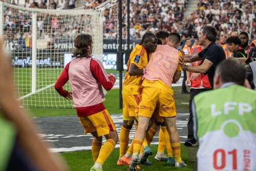 Bordeaux-Rodez : "On n'est pas sûr qu'il touche le joueur", affirme l'avocat du supporter annécien des Girondins