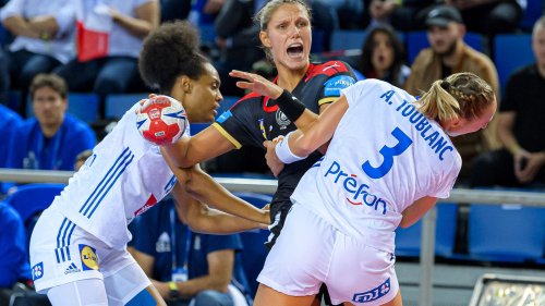 Handball : les Bleues remportent leur premier match de préparation à l'Euro face à l'Allemagne