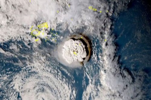Eruption du volcan aux îles Tonga : le phénomène mesuré jusqu’en Franche-Comté