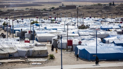 Document franceinfo "Ces enfants ont assez souffert" : pour la première fois, des grands-parents d'enfants français de jihadistes ont pu leur rendre visite dans un camp en Syrie