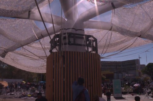 Gonflable et transportable, une ombrière expérimentale testée à Toulouse