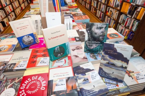 Réouverture de la librairie Le Grain des Mots à Montpellier, six semaines après l'inondation du magasin