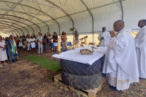 Décès du Pape François : les fidèles catholiques de Martinique saluent l'humaniste