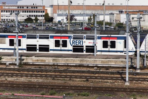 Pourquoi Île-de-France Mobilités menace de suspendre ses versements à la SNCF et à la RATP ?
