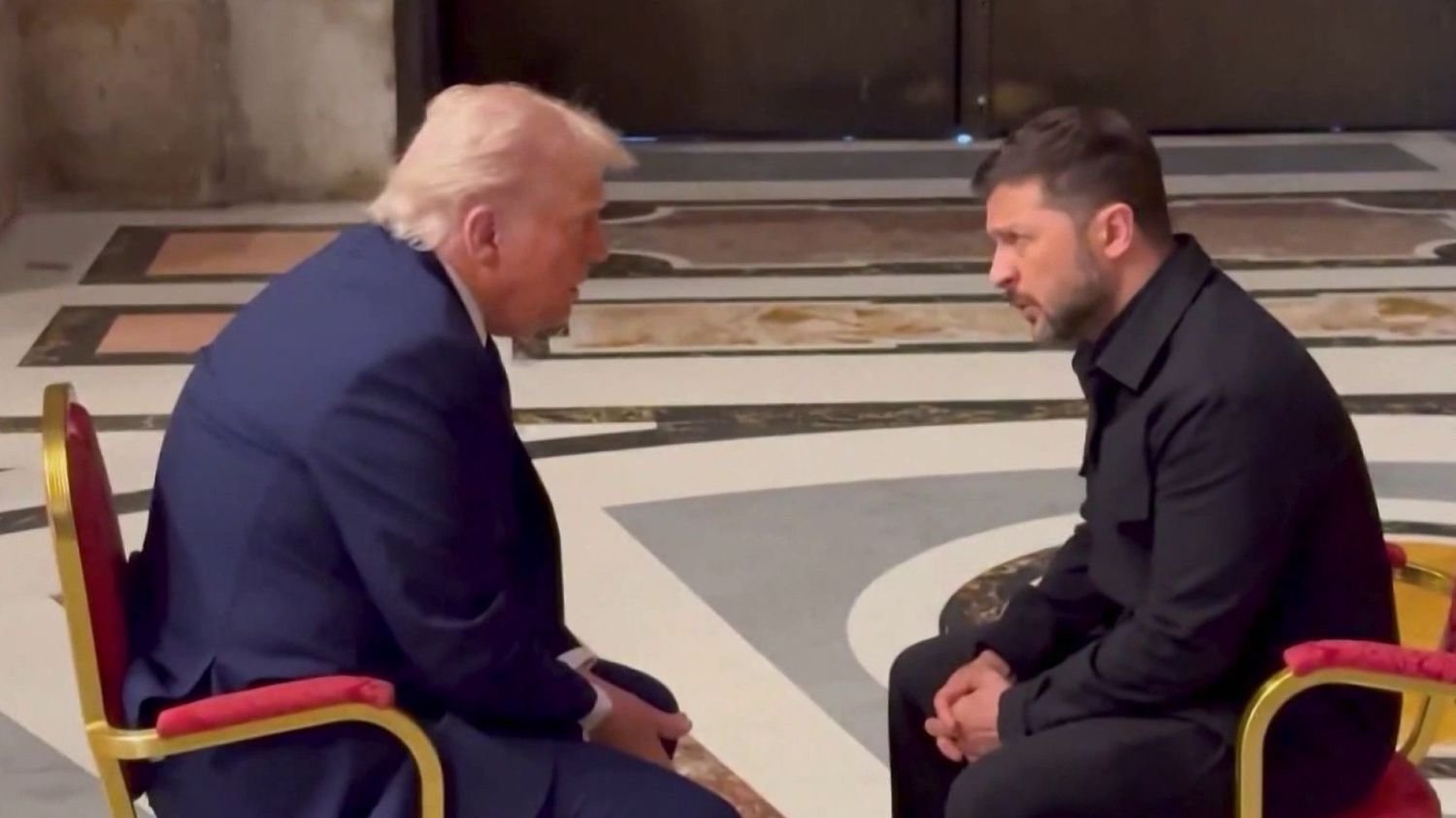Obsèques du pape François : un échange positif entre Donald Trump et Volodymyr Zelensky