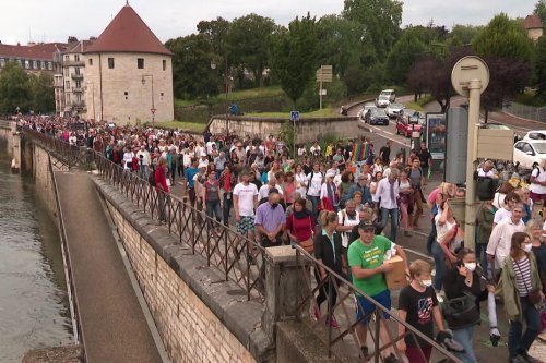 Covid19 Dijon, Besançon, Belfort, Mâcon : nouveaux défilés des anti-vaccinations mais la mobilisation s'essouffle
