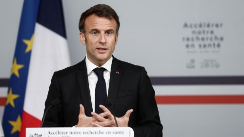 Pollution plastique : Emmanuel Macron appelle à "mettre fin à un modèle insoutenable"
