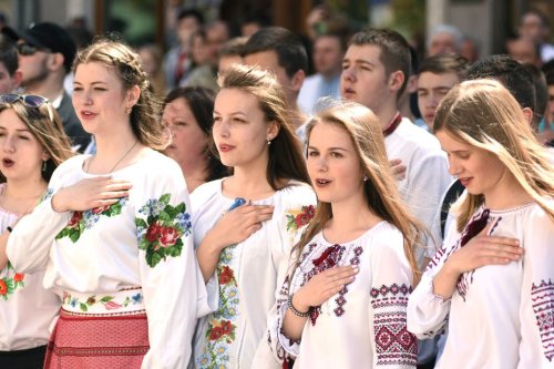 Dijon : la "Vyshyvanka", fête des chemises ukrainiennes, pour aider l'Ukraine et ses réfugiés