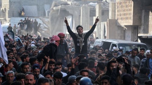                    "Nous ne voulons plus de ces dirigeants" : des centaines de Palestiniens manifestent à Gaza appelant à la fin de la guerre