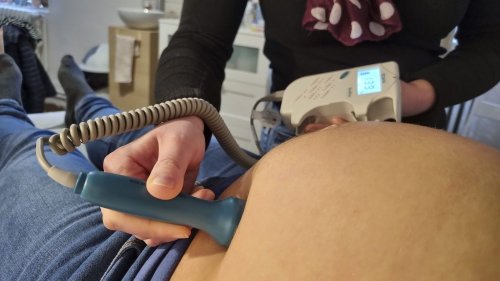 Un médecin de l'hôpital de Douai, dans le Nord, soupçonné d'avoir utilisé les services d'une mère porteuse