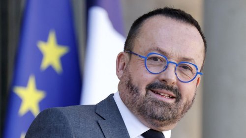 "Dans le domaine médical, la désinformation peut tuer" : le ministre de la Santé "en guerre" contre les contenus sans base scientifique