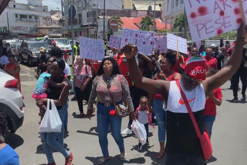 La communauté haïtienne de Guadeloupe dans les rues réclame justice pour le pays