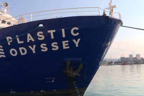 DIRECT VIDEO. Arrivée du bateau Plastic Odyssey à Marseille dans votre JT France 3 Provence-Alpes à 19h