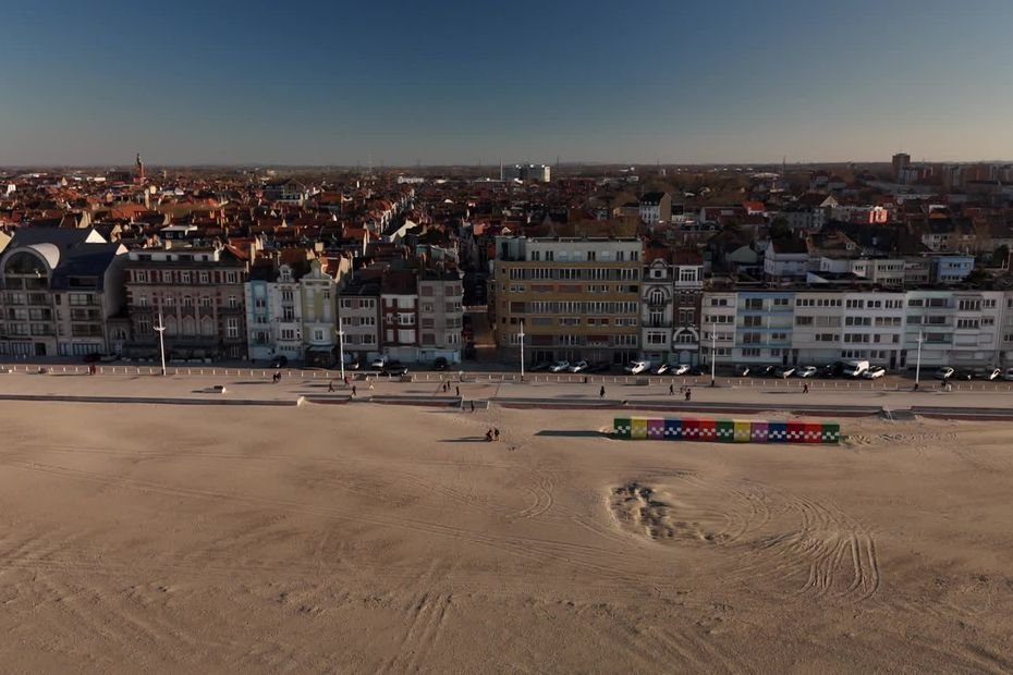 "C'est un peu l'eldorado" : les prix de l'immobilier flambent sur le littoral atteignant plus de 9000 euros par mètre carré