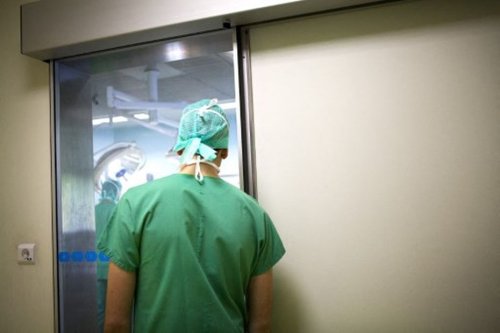 "Oh, vous êtes chochotte la nouvelle génération !" : moqueries, discriminations... mal-être profond chez les étudiants infirmiers