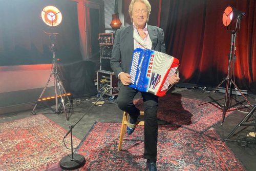 Michel Pruvot sort son 148ème album : les 3 dates clés de la carrière de l’accordéoniste le plus célèbre de France