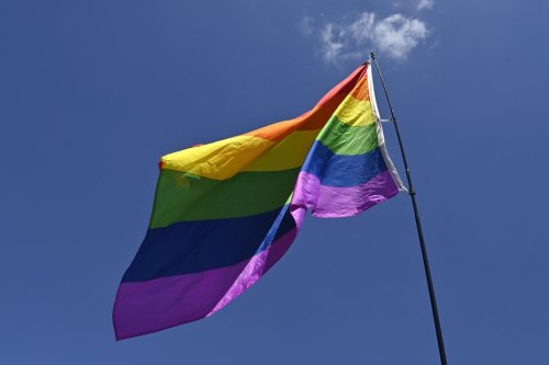 Toulouse : des associations soutiennent deux artistes LGBT au cœur d’une polémique