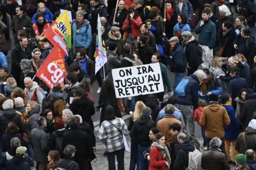Retraites : 740 000 manifestants d'après le ministère de l'Intérieur, plus de 2 millions selon la CGT