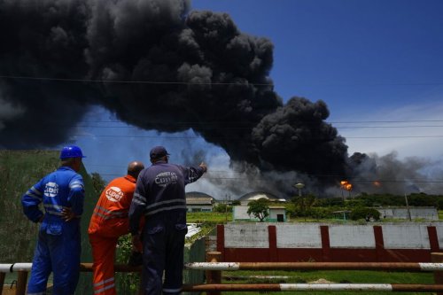 Cuba : l'incendie d'un dépôt pétrolier toujours hors de contrôle