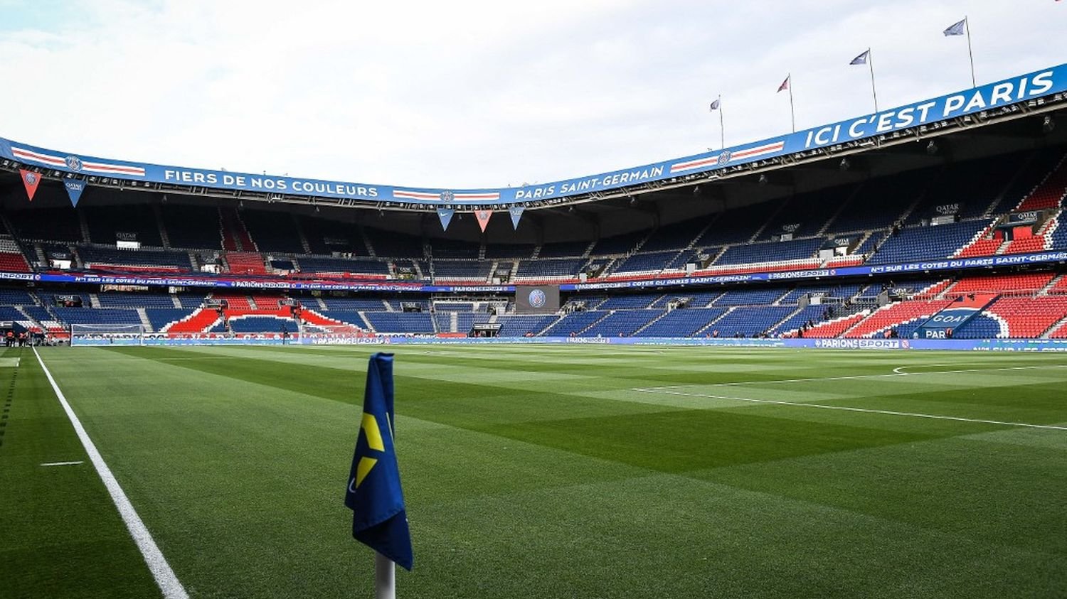 "PSG-Aston Villa, dernières places disponibles" : des billets encore en vente avant le quart de finale de Ligue des Champions au Parc des Princes