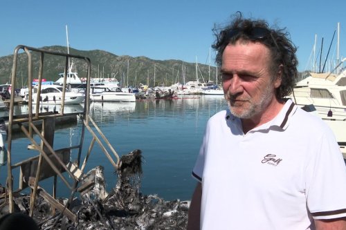 "Je suis né ici, je fais ça depuis 1991, je suis parti de rien, tout s'est toujours bien passé... C'est lamentable." : le patron du Popeye, à Saint-Florent, réagit à l'incendie qui a détruit deux de ses bateaux